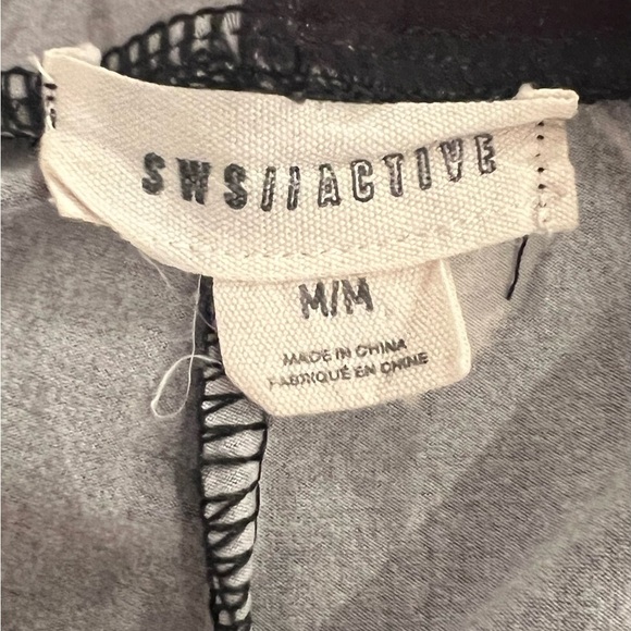 SWS active women floral black joggers/ size M - Picture 10 of 10